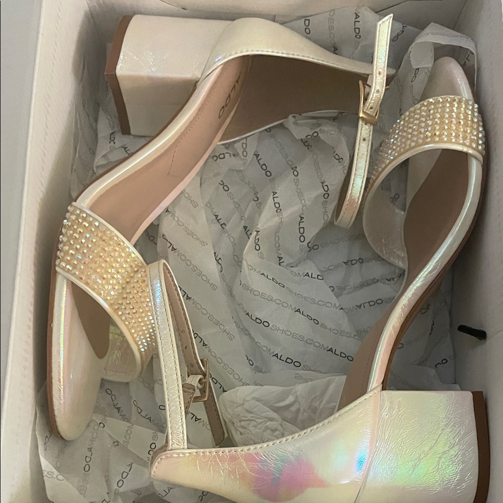 Aldo Women's Iridescent Cream Heels